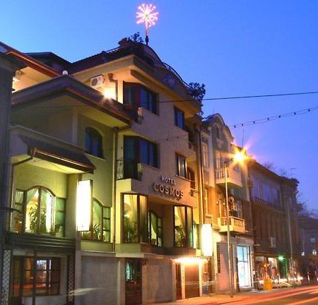 Hotel Cosmos Asenovgrad Eksteriør bilde
